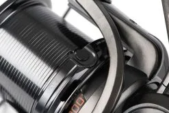 Fox - 12000 XC Carp Reel 17 Fox - 12000 XC Carp Reel -Predator Fishing Rods Verkoopwinkel crl083 fox 12000 xc reel line clip detail 1